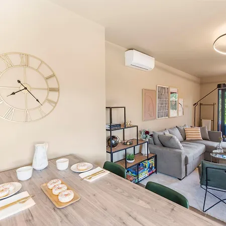 Vila New Stylish Casa Melisa With 2 Gardens And Bbq Facilities! Poreč Exteriér fotografie