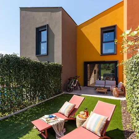 Vila New Stylish Casa Melisa With 2 Gardens And Bbq Facilities! Poreč Exteriér fotografie